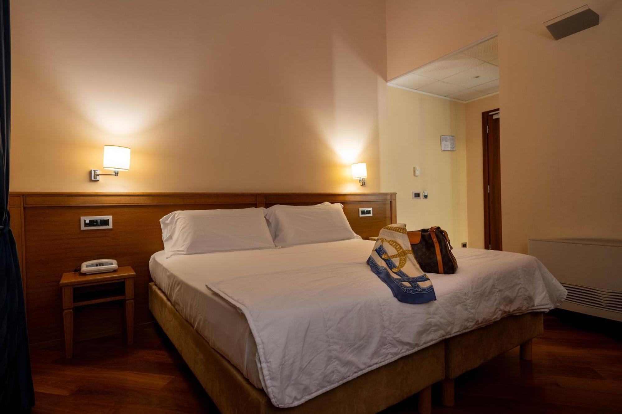 Hotel Iris 제노바 외부 사진